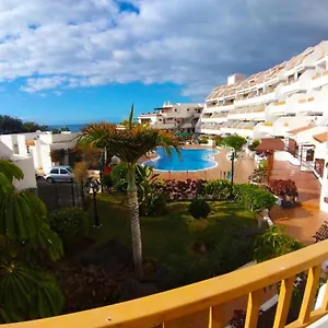  Apartment Con Piscina E Vista Mare L102